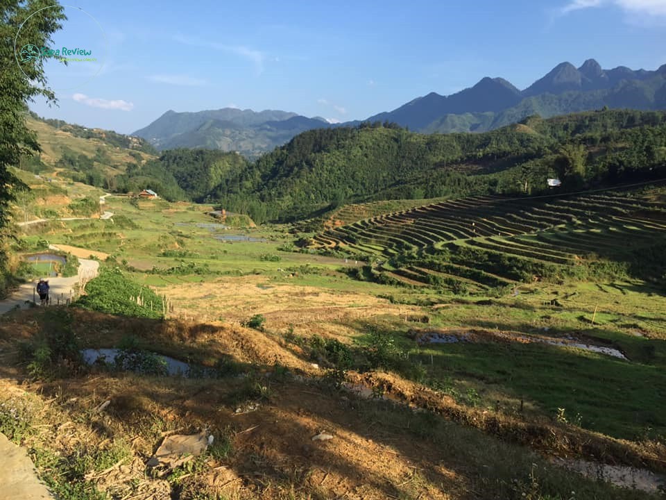 Khung cảnh bình yên níu chân du khách. 