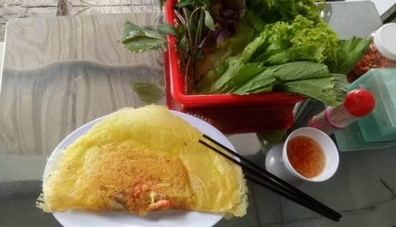 Hình ảnh bánh xèo hấp dẫn.