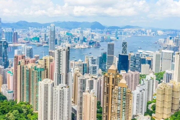 Cảnh sắc ngoạn mục nhìn từ Victoria Peak