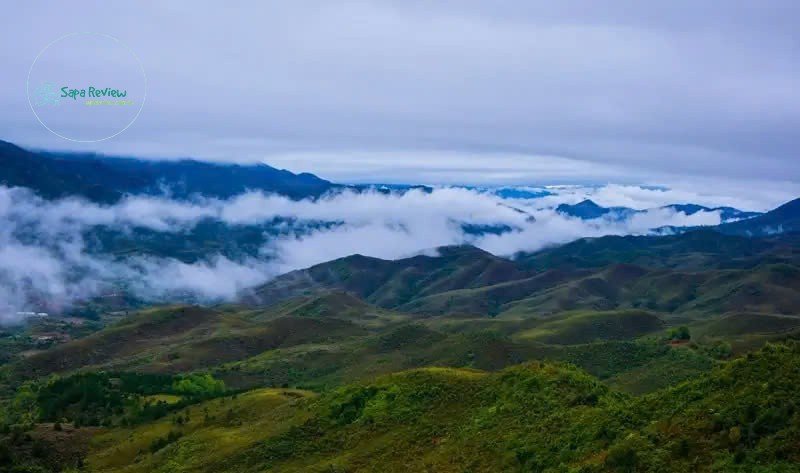 Chiêm ngưỡng biển mây tuyệt đẹp ở đỉnh A Pa Chải