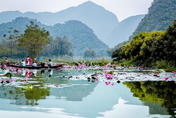 Chùa Hương nơi đến tâm linh bạn không thể bỏ lỡ 