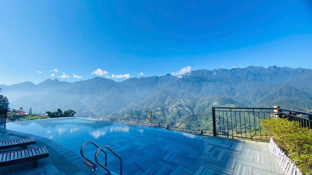 Khách sạn Fansipan View Hotel Sa Pa