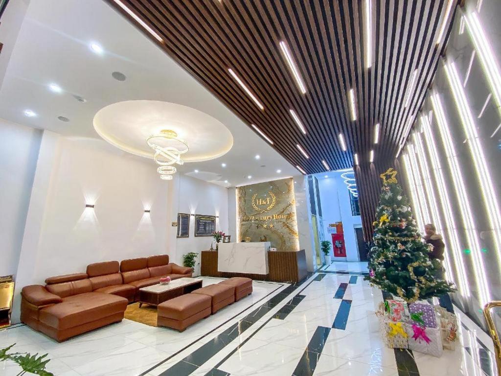 H&T Luxury Hotel ghi điểm tuyệt đối với du khách nhờ vị trí xuất sắc