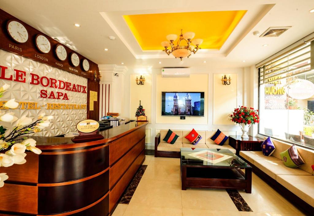 Sảnh chính Le Bordeaux Sapa Hotel sang trọng và hiện đại
