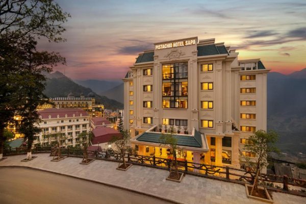 Toàn cảnh Pistachio Hotel Sapa giữa núi rừng Tây Bắc