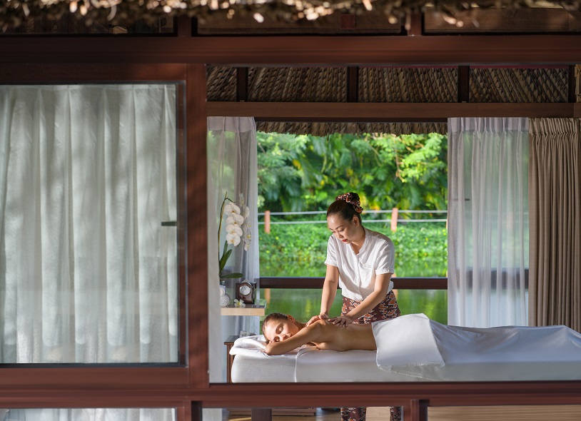 Trước khi đặt khách sạn, bạn nên tìm hiểu trước cơ sở vật chất và những dịch vụ liên quan.